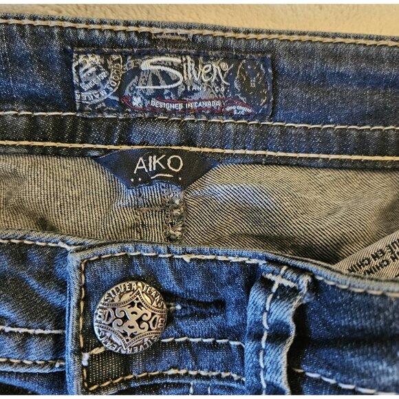 Silver Aiko Low Capri Crop Stretch Jeans Womens Size 28W Fits As 30" Blue Denim - Picture 5 of 16